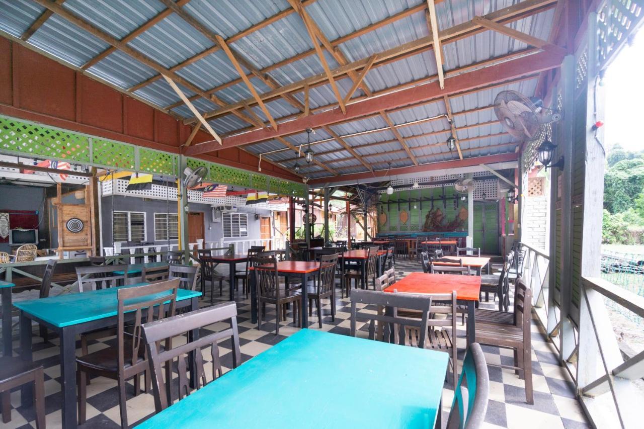 Oyo 89646 Panvill Resort Kampong Pasir Bogak Eksteriør bilde
