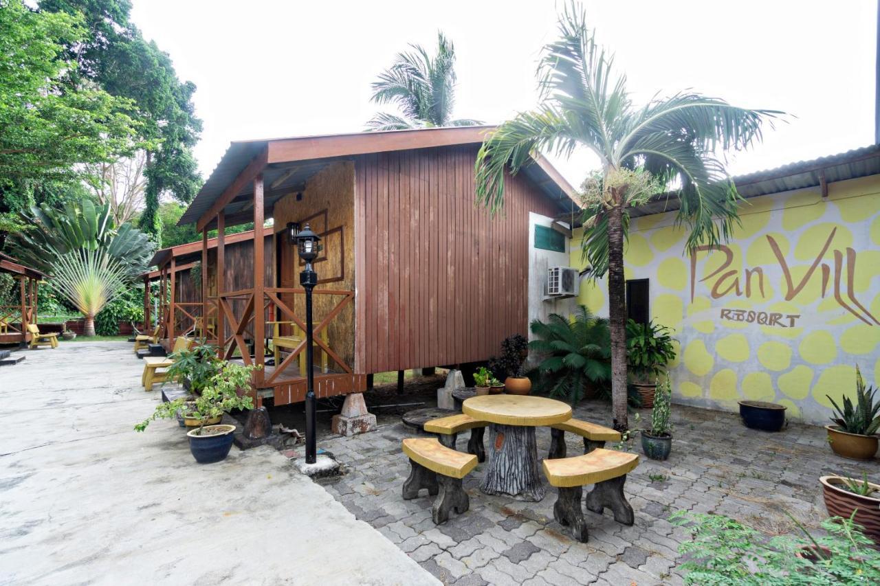 Oyo 89646 Panvill Resort Kampong Pasir Bogak Eksteriør bilde