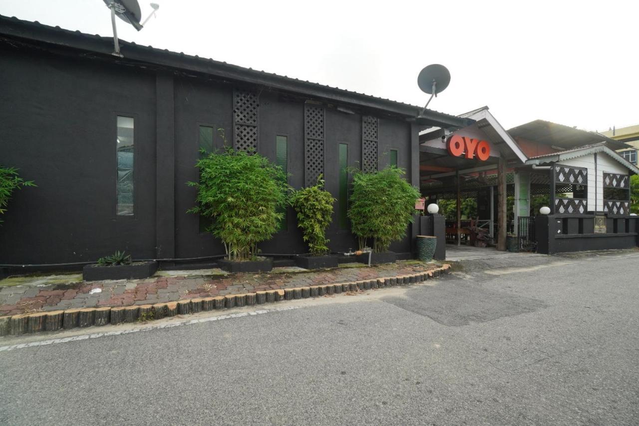 Oyo 89646 Panvill Resort Kampong Pasir Bogak Eksteriør bilde